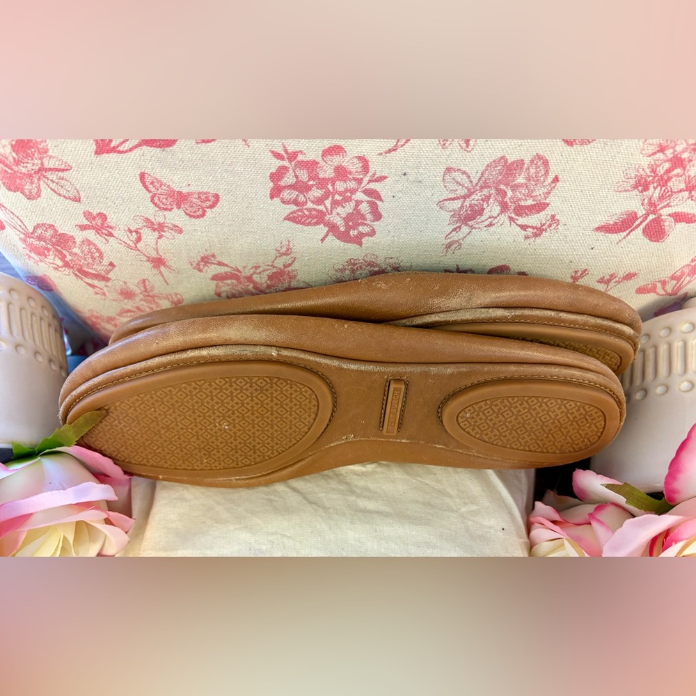 Tory Burch Flats Color: Pecan Praline with Gold Emblem - Picture 4 of 5